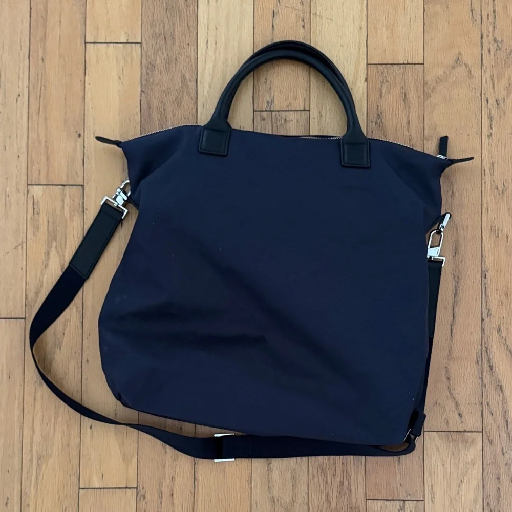 WANT Les Essentiels | O’Hare | Navy Tote Bag | Leather Trimmed